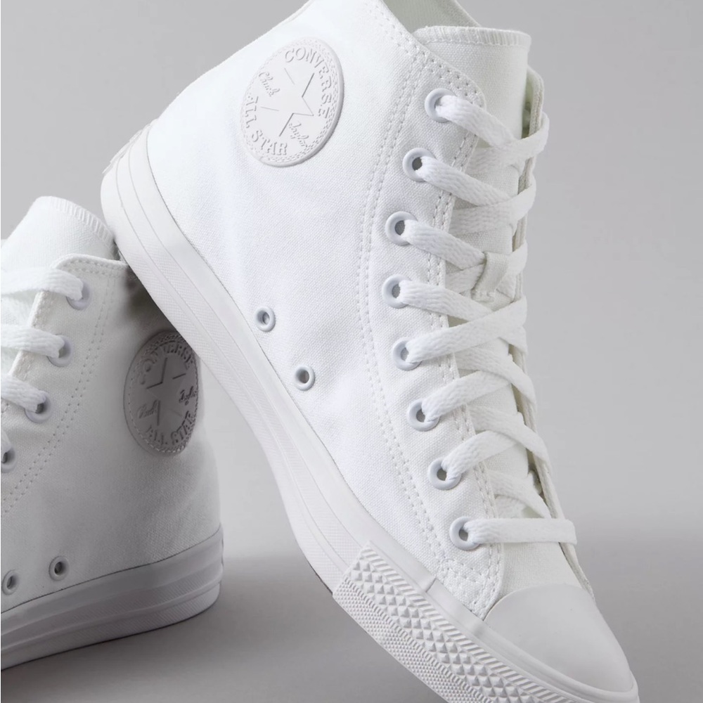 Converse Chuck Taylor All Star High-Top Sneakers size 10